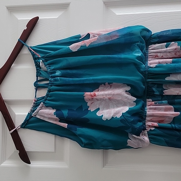 Teal Floral Maxi Dress - Picture 3 of 4